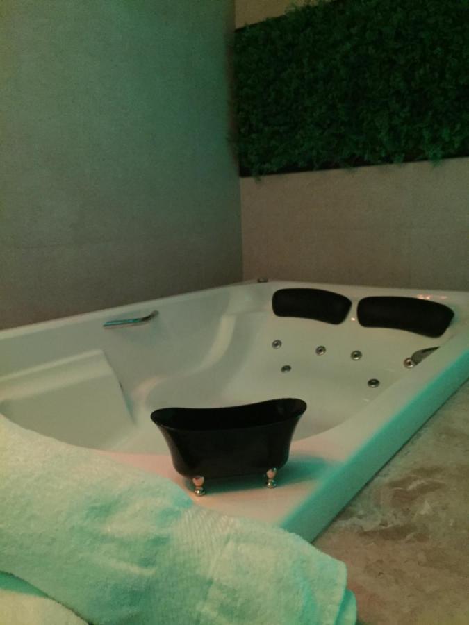Imperium Inn Motel (Adults Only) Nova Ponte Exterior foto