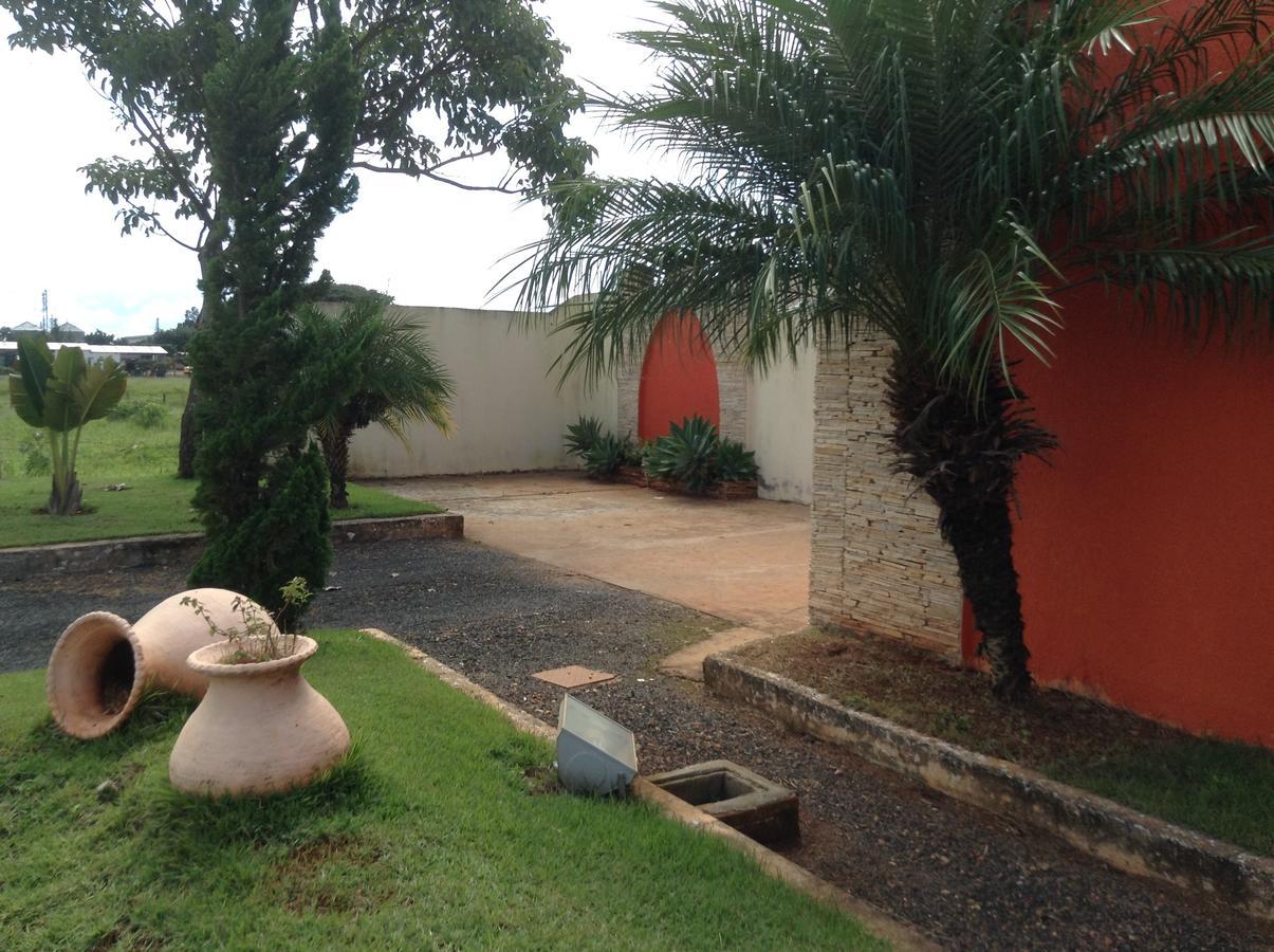 Imperium Inn Motel (Adults Only) Nova Ponte Exterior foto